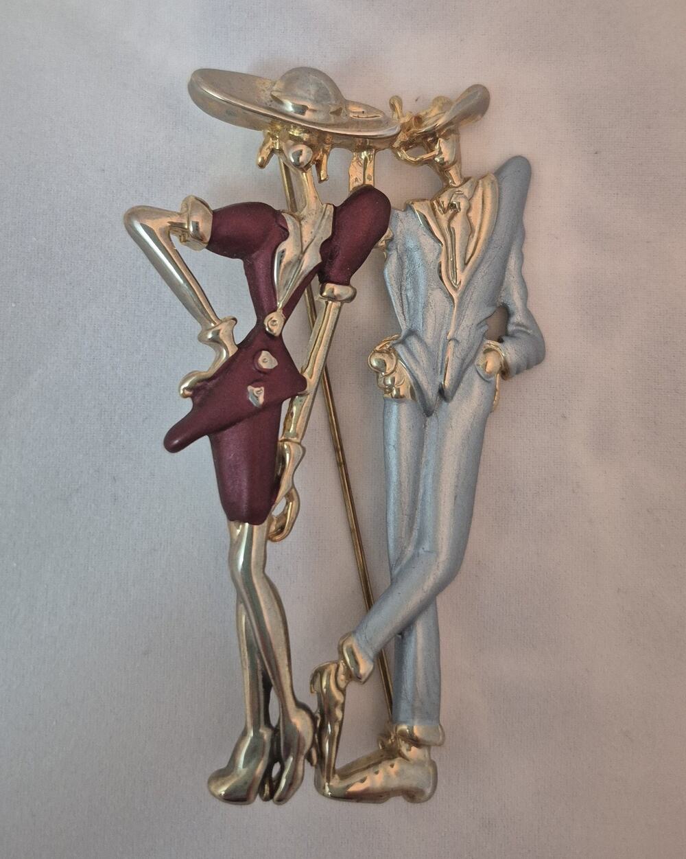 Vintage Figural Couple Brooch Pin Woman Wide Brim Hat Burgundy Blue Gold Tone